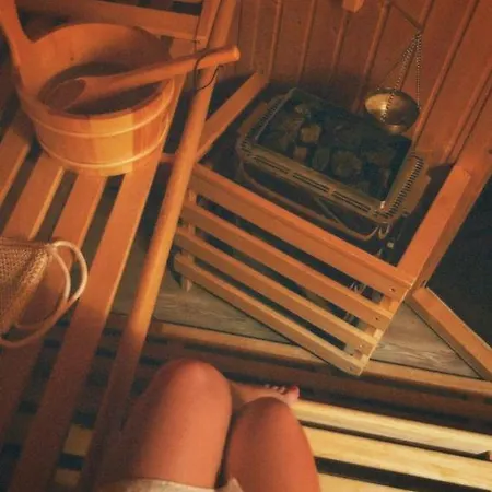 Jacuzzi Loft & Sauna Sanctuary Kattowitz Exterior foto